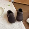 Sapatos Birkenstock com Forro de Lã Emagrecedores para Meninas Novo Estilo Outono/Inverno 2025 Sapatos Versáteis para Meninos Versão Coreana Mocassins para Crianças