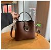 2023 nuevo otoño e invierno bolso de fábrica bolso cubo para ir al trabajo bolso de moda gran capacidad bolso de hombro y bandolera para mujer