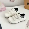 Sapatos Brancos de Velcro Beier Novos Sapatos Femininos de Primavera Versátil Leve Esportivo Casual Sapatos Baixos B2615