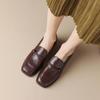 Sapatos de Couro Marrons com Salto Grosso Estilo Francês para Mulheres, Novidade Primavera 2026 Versáteis Vintage Bico Quadrado Salto Médio Sapatos Femininos