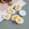 Huevo Cocido Huevo Escalfado Juguete de Comida Grande Simulado Accesorios de Resina Pegamento de Crema DIY Imán para Refrigerador Agujero Joyería para Zapatos Parche
