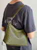 Bolso de Hombro Tejido con Patrón de Moda Verano 2026 para el Trabajo, Bolso de Mano Simple de Nicho, Bolso Cruzado Casual Elegante para el Día a Día