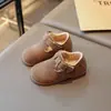 Sapatos Birkenstock para Meninas 2026 Outono/Inverno Novidades Sapatos de Algodão para Crianças Sapatinhos de Couro Retrô Sola Macia Sapatos Felpudos para Meninos