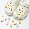 Zapatos Croc 2025 Accesorios Sencillos Ins Corazón Girly Zapatos Croc Hebillas de Zapatos Lindas de Gama Alta Versátiles Flores para Zapatos