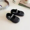 Zapatos de Cuero de Moda para Niñas con Letras de Pedrería, Nuevo Estilo Coreano Primavera 2025, Zapatos de Princesa de Moda y Versátiles para Niños Medianos y Grandes