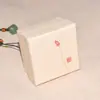 Cajas de embalaje de estilo antiguo a base de papel en stock para anillos, collares, pulseras, brazaletes, joyería de regalo, pasadores para el cabello, bolsitas y bolsitas de fragancia