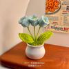 Regalo de cumpleaños creativo para niñas enviar a amigas adornos pequeños para coche decoración de escritorio ramo de girasoles flores tejidas a mano