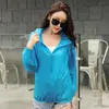 Roupas de Proteção Solar de Verão 2024 para Casal Roupas para a Pele Femininas Jaqueta Corta-vento Fina Masculina Jaqueta Externa para Casal Leve