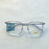 Gafas de Titanio B de Gama Alta Montura de Gafas Nueva y de Moda Popular en Xiaohongshu Gafas de Montura Cuadrada Galvanizado por Deposición Iónica