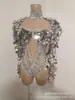 Nuevo mono sexy transparente ajustado con lentejuelas redondas de escamas de dragón plateadas y escamas de pez para fiestas europeas y americanas y actuaciones en el escenario
