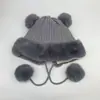 Chapéu Lei Feng de Pelúcia Tricotado Estilo Coreano Doce e Fofo para Outono e Inverno Feminino, Proteção para Orelhas, Chapéu de Lã de Camada Dupla para Frio em Estoque