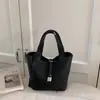 Bolso Cruzado Nuevo 2026 con Patrón de Lichi, Bolso de Hombro Casual Simple para Uso Diario para Mujeres