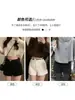 Shorts quentes de lã cinza para mulheres, novo estilo outono 2026, shorts de outer wear de linha A de cintura alta espessados para mulheres baixinhas