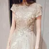 Vestido de Noite Elegante Cor Champanhe, Novo Modelo Justo para Receber Banquetes, Vestido de Festa para Socialites