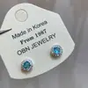 Aretes de Tachuela de Circonita Delicada Brillante Aguja de Plata, Estilo de Lujo Ligero, Diseño de Nicho, Aretes para el Viaje Diario, Aretes Versátiles