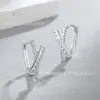 Brincos de argola em formato de cruz retangular com cravação de diamantes, feitos de cobre ecológico, populares na Europa e América, com cravação de pérolas, brincos versáteis e elegantes para mulheres