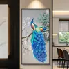 Pintura decorativa de entrada de pavão, pintura de parede moderna minimalista para corredor de entrada, versão vertical com bom significado, mural de parede de fundo