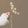 Presilha de Cabelo com Borla de Flor de Lírio-do-Vale para Mulheres, Presilha de Tubarão Grande de Alta Qualidade para a Parte de Trás da Cabeça, Acessório de Cabelo Estilo Chinês Cheongsam