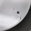 Anillo floral fresco y delicado para mujer, estilo ins, temática de bosque, dulce y versátil, anillo abierto elegante, anillo de moda trendy para el dedo índice