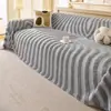Funda de sofá simple de terciopelo de algodón suave transfronteriza, protector de sofá antiarañazos de gato, manta de sofá de cobertura total, tela para funda de sofá para sala de estar al por mayor