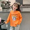 Camiseta de manga larga de algodón 100% para niñas con estampado de dibujos animados para primavera y otoño, adecuada para niños mayores y pequeños, camiseta básica versátil de cuello redondo estilo coreano