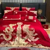 Conjunto de cama de luxo vermelho vibrante para casamento, conjunto de quatro peças 100% algodão com bordado de dragão e fênix, lençol e capa de edredom para celebração de casamento