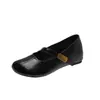 Zapatos Rojos Retro para Mujer 2026 Modelo Nuevo de Primavera Mary Janes de Velcro Zapatos Pequeños de Piel Punta de Mango Mocasines para el Trabajo