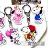 Llavero de Snoopy, Colgante Creativo y de Aspecto Elevado para Pareja, Lindo Llavero, Accesorio Decorativo Colgante Acrílico para Mochila