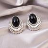 Pendientes de Clip Elegantes y Versátiles para Mujeres Sin Perforaciones, Adecuados para el Viaje Diario, con un Toque de Lujo Ligero de Alta Gama, Diseño Triangular