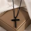 Collar de Acero Inoxidable con Cruz de Moda y Lujo Ligero para Mujer, Collar Versátil y de Temperamento de Gama Alta, Collar de Acero de Titanio que no se Desvanece