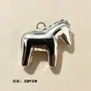 Collar Zodiacal para el Éxito en 2025 Cordón de Piel de Caballo Nuevo Colgante Collar Largo para Mujer Cadena de Suéter Simple Versátil