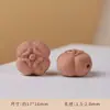 Talla en Madera de Ciprés Rojo Dibujos Animados Lindos Juego Cultural Accesorios de Cuentas Budistas Adornos Hechos a Mano DIY Pulseras Llaveros Al Por Mayor