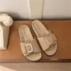 Sandálias Femininas de Verão 2026 Novas Retrô de Couro Sintético com Fivela Grande Slip-On, Sandálias Planas Abertas na Ponta Estilo Birkenstock