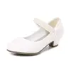 Zapatos de Cuero para Niñas Primavera Color Puro Blanco Negro Cadena de Perlas Princesa Zapatos Piano Actuación Pasarela Boda Tacones Altos
