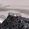 Anel Rosa com Diamante Zircônia Estilo Celebridade da Internet de Chiba Luxo Leve Cruzado Unissex Tendência Versátil Anéis de Casal