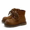 Couro Bovino de Primeira Camada 2026 Outono Novo Botas de Cano Curto com Salto Grosso Estilo Francês Femininas Botas Martin com Solado Grosso Femininas Botas Estilo Street Cool para Motocicleta