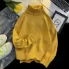 Suéter preto de gola alta estilo coreano para homens, tendência estilo ins Hong Kong, tamanho grande para casais, de malha fina para base de inverno, com caimento solto