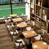 Conjunto de Mesa e Cadeiras de Jantar Retrô Estilo Americano para Hotel e Restaurante, Madeira Maciça, para Uso Comercial em Restaurantes Ocidentais, Lojas de Chá com Leite e Cafés, e Mesas Quadradas Pequenas Casuais
