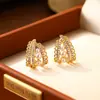 Aretes de Perlas Aretes Retro Franceses para Mujer Lujo Ligero Temperamento Aretes de Botón de Gama Alta Venta Caliente Influencer Nueva Tendencia 2026