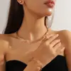 Collar Geométrico Distorsionado Exagerado Europeo y Americano Pulsera de Diseño de Línea Tridimensional Metálica Traje Joyería de Alto Nivel Europea y Americana