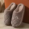 2025 Nuevas Pantuflas de Algodón para Hombre Tallas Grandes Pantuflas de Algodón de Invierno para Hombre Pantuflas Cálidas con Suela Gruesa y Pelo 45 46 47 48