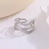 Moda Europeia e Americana Anel Exagerado de Aço Inoxidável para Mulheres Ouro 18K Simples Estilo Ins Anel de Design de Ponta Joias Atacado