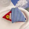 Pinza de Agarre Triangular de Tela a Cuadros para Mujer Clip de Tiburón de Alto Nivel Sentido del Diseño Pinza para el Cabello de Nicho Pinza para el Cabello de la Parte Posterior de la Cabeza para Mujer