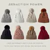 Gorro de Punto Cálido para Otoño e Invierno para Mujer con Pompón Grande, Gorro de Lana Versátil de Color Sólido Estilo Europeo y Americano, Forrado de Felpa y Engrosado para Ciclismo al Aire Libre