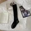 Calcetines Casuales de Color Sólido para Mujer YOUJIAXIU estilo miu para pantorrilla Otoño Estilo Old Money Retro Holgados Largos Calcetines de Algodón