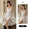 Hermosa y sexy bata de malla suave con felpa, escote en V profundo, cintura empalmada, con almohadilla de satén en el pecho, conjunto de pijama para casa 7725