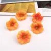 Flores artificiais pequenas, flores cosmos, materiais para cabeça de flor de grampo de cabelo DIY, arranjos florais de casamento, itens decorativos, acessórios para caixa de presente de roupas, cabeças de flor
