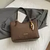 Bolsa Retro Fashion Grande Capacidade Mais Vendida Bolsa Feminina Nova Versátil Casual Bolsa de Ombro Tipo Saco Bolsa Tote para o Dia a Dia