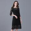 Vestido negro pequeño con cuello cuadrado para joven, primavera y otoño, nuevo vestido de encaje profesional de cintura sexy con huecos franceses europeos y americanos de gran tamaño