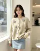 Novo suéter de malha estilo coreano, suave para outono e inverno, para mulheres, fresco e delicado com design floral tridimensional, gola redonda, cardigã de botão único